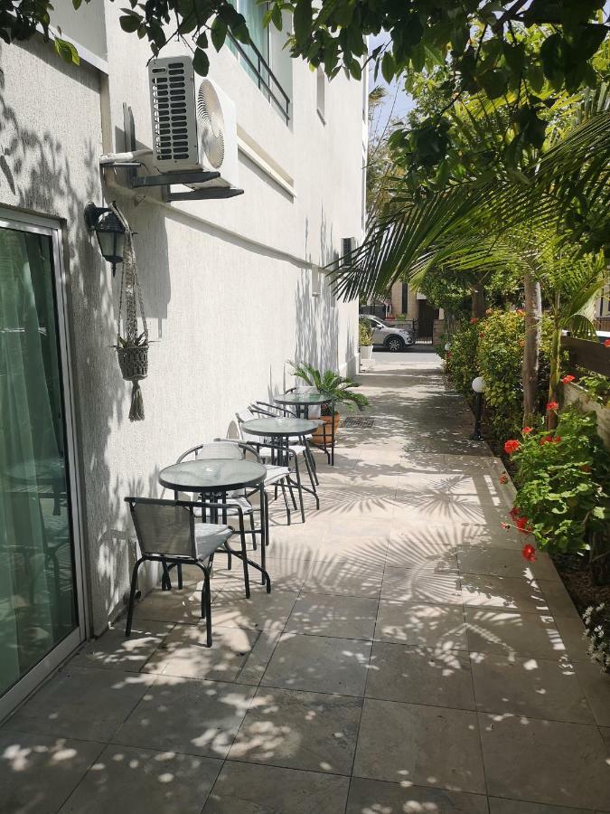 Marianna Annex Aparthotel Limassol Exterior foto